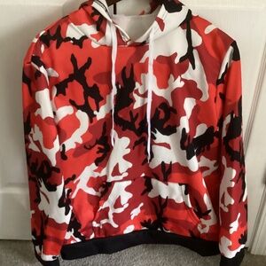 Men’s red, black, white, camouflage hoodie with front pocket, Size L by Suitmens